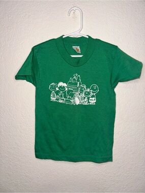 Vintage Peanuts Charlie brown and friends Charleston Graphic tee Size small 6-8
